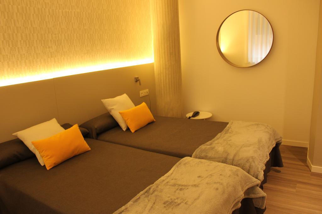Hostel Residencia D'Investigadors Barcelona Zimmer foto